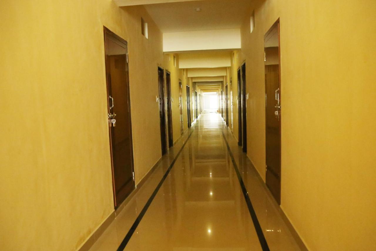 Hotel Sooryakamal Mahal Dharmastala Exterior foto